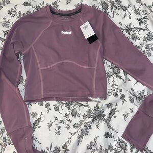 super cute workout top!